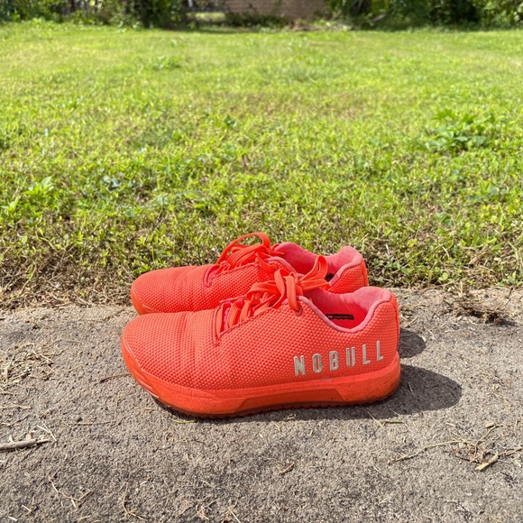 NOBULL unisex NEON Sneakers - Picture 2 of 5